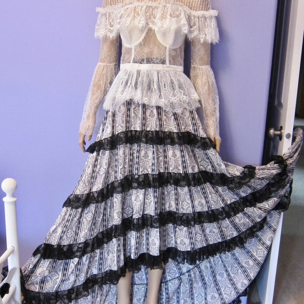 A STEP IN TIME LIP SERVICE PUNK STEAMPUNK GOTH VICTORIA PRINT FULL MAXI SKIRT